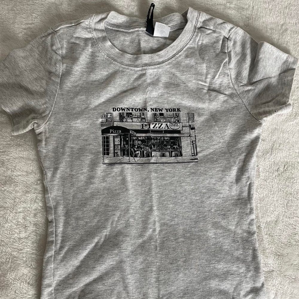 H&M Gray Short-Sleeve 'Downtown, New York' Pizza Graphic Tee